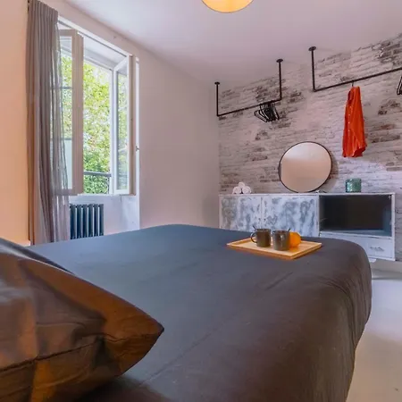 Superbe Centre-ville Apartment *